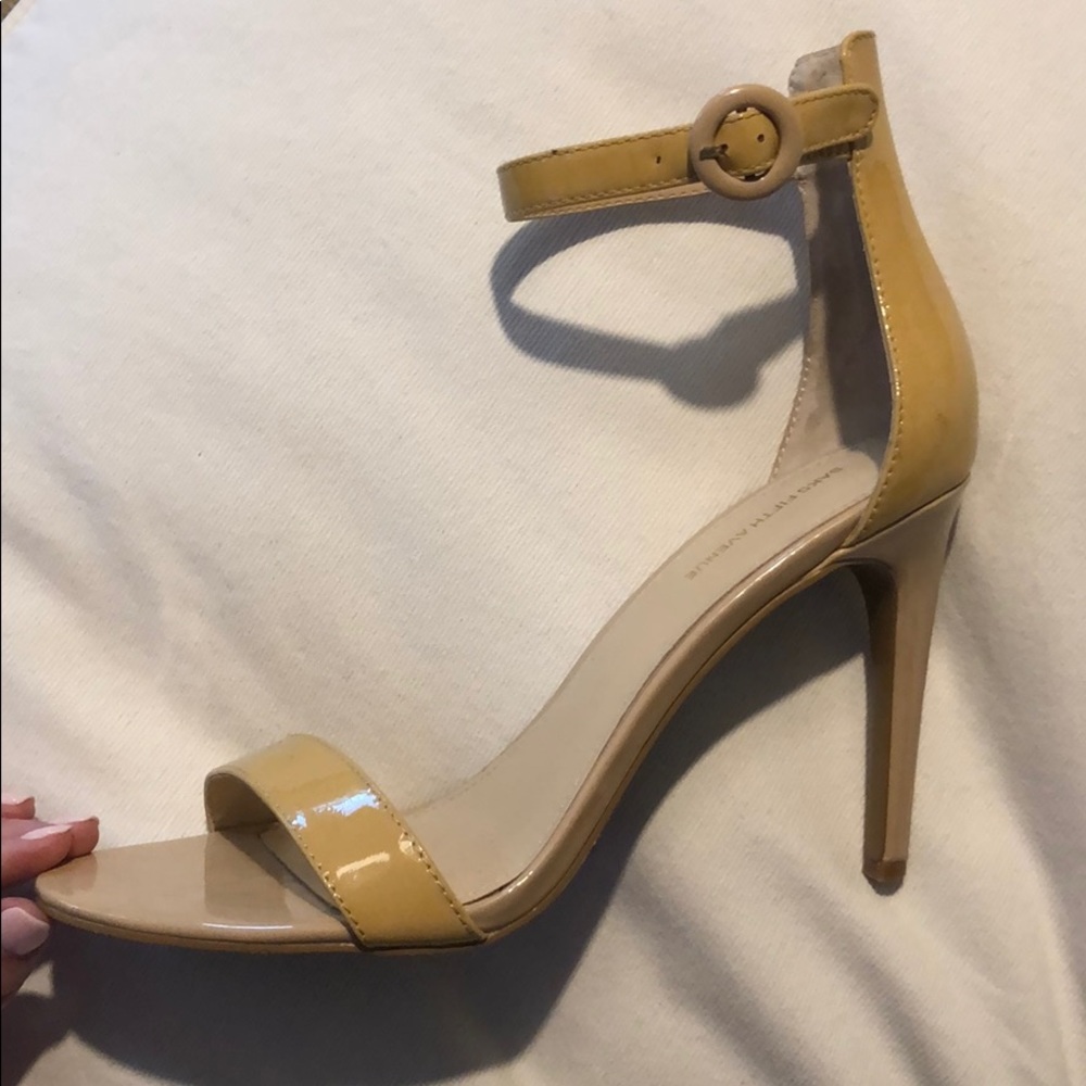 Saks fifth avenue nude pump